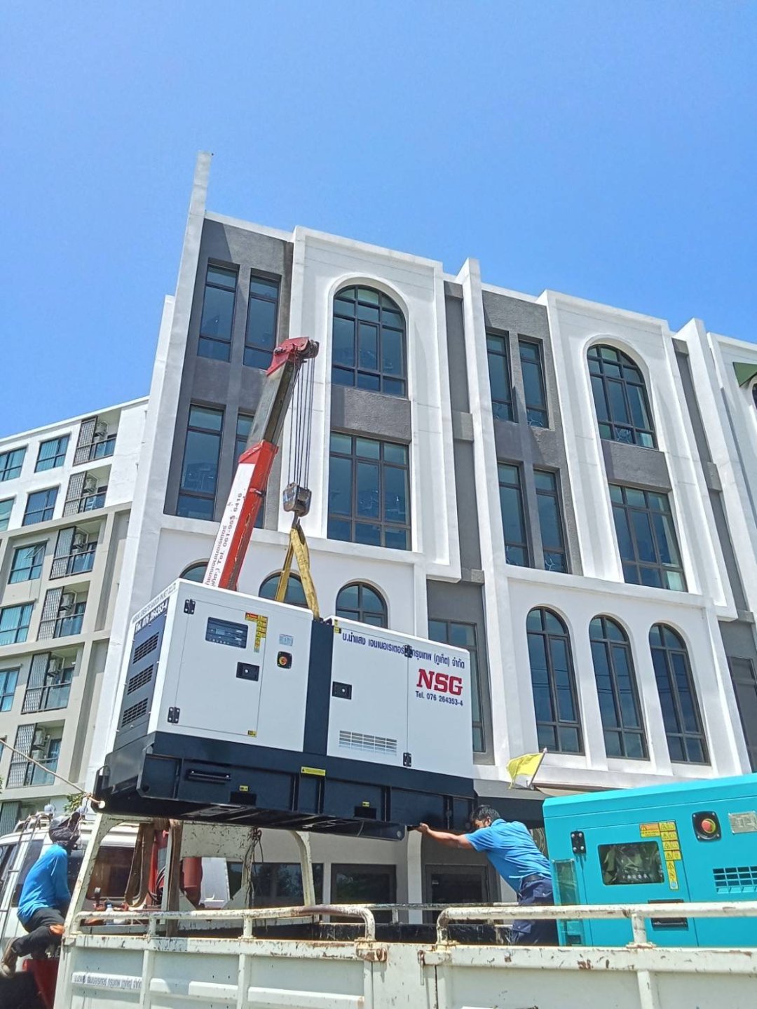ส่งมอบเครื่องกำเนิดไฟฟ้า Cummins 110 kVA เก็บเสียง ภูเก็ต